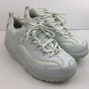 Skechers shape ups size 8